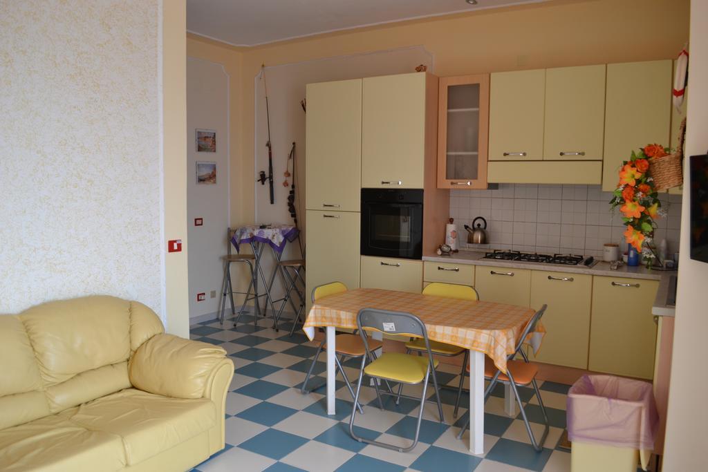 Casa Vacanze Dei Navigatori On The Sea Pontecagnano Faiano Buitenkant foto